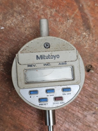 Mitutoyo digital indicator - digital,