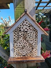 Brand new solitary bee house /