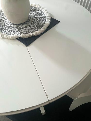 White drop leaf space - drop, saving