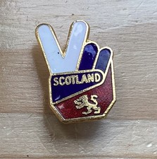 OLD VINTAGE SCOTLAND V SIGN