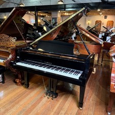 Yamaha C3 Grand Piano Black