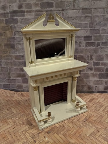 Dolls house scale - house,