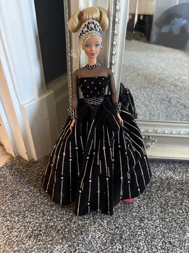 Barbie mattel happy holidays - barbie,