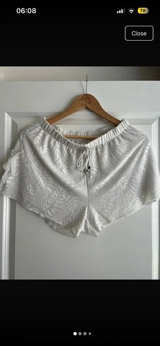 White lace shorts - uk12, 🌿