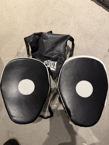 Everlast pro box pads black - box,