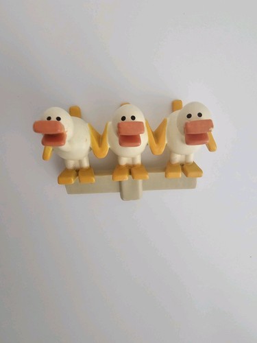 Twirlywoos quacky duck bird - duck,