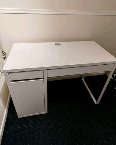 Ikea micke white desk w105 - ikea,