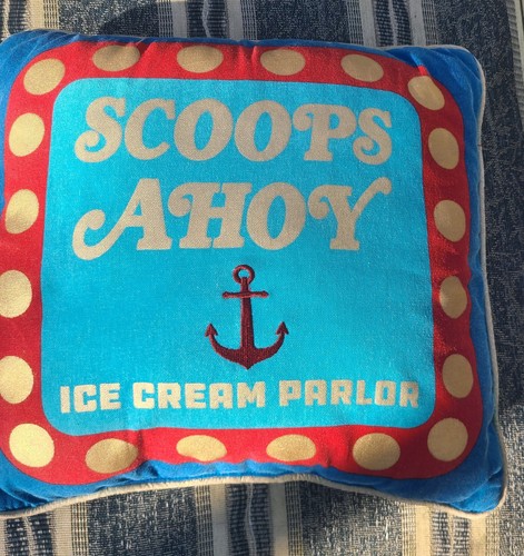 Stranger things scoops - stranger,