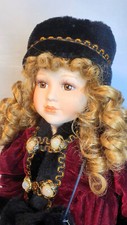 Porcelain Doll "Lara" (86)