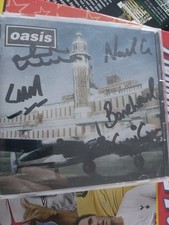 Oasis Don't Go Away Signed CD