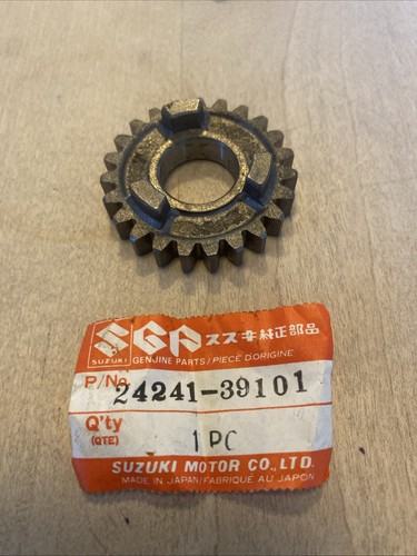 Genuine suzuki gp100 4th gear - genuine,