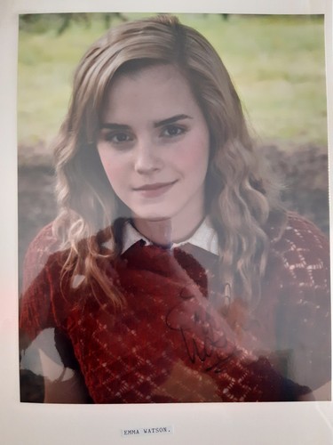 Emma watson signed photo - emma,