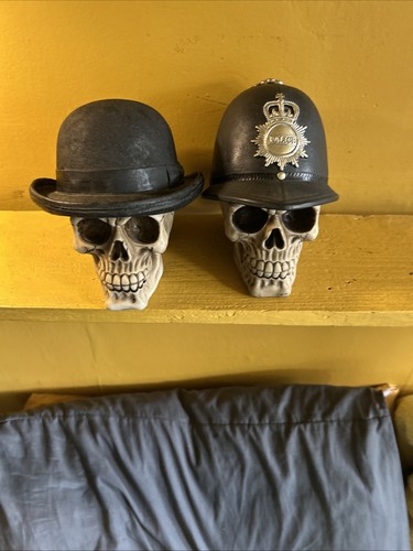 Old fashioned police detective - old, police/detective