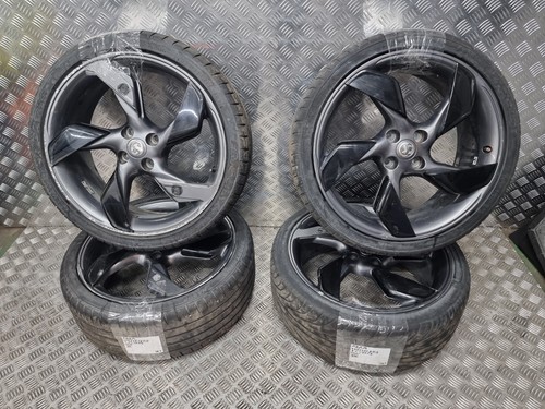 Vauxhall adam set twister - vauxhall,