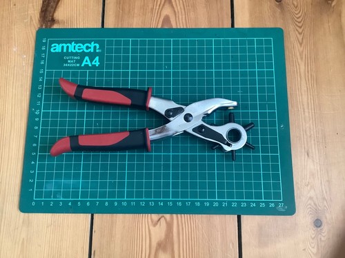 Comfygrip leather punch 6 - leather,