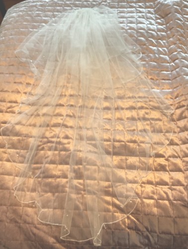 Ivory tiered tulle - veil,