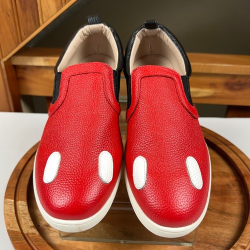 Monkey feet usa red black - monkey,