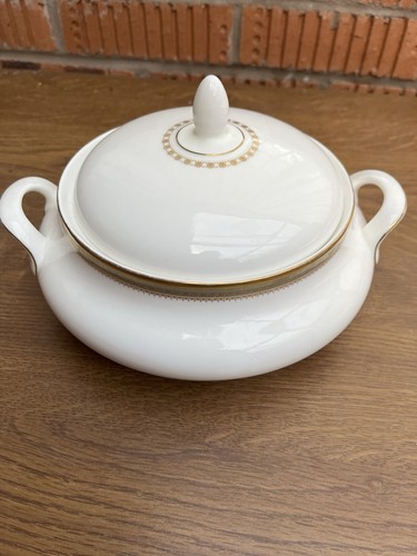 Royal doulton clarendon - royal,