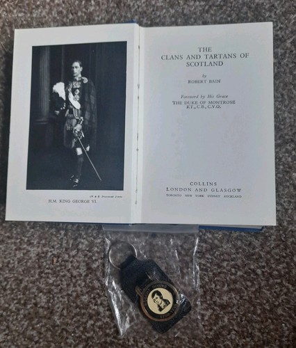 Clans tartans of scotland - &,