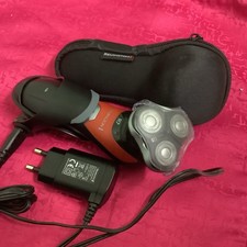 Remington Men's R7 Ultimate Series Rotary Electric Shaver with charger Excellent