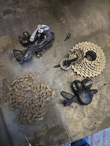 Shimano speed gearset - 9,