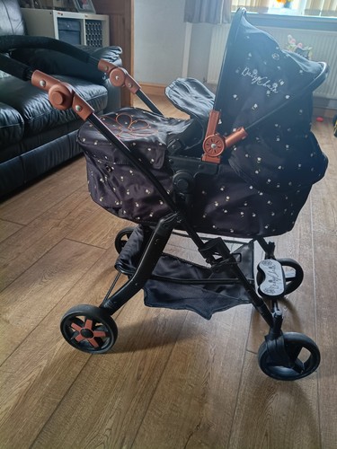 Play like mum - like, daisy