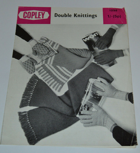 Knitting pattern mittens