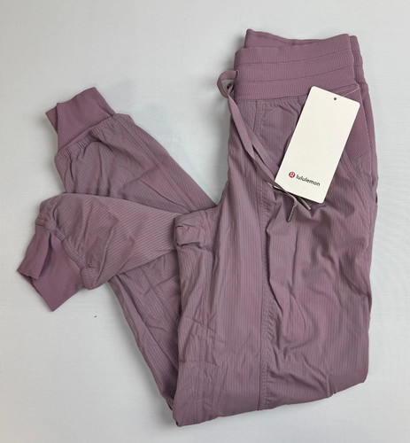 Lululemon dance studio - lululemon,