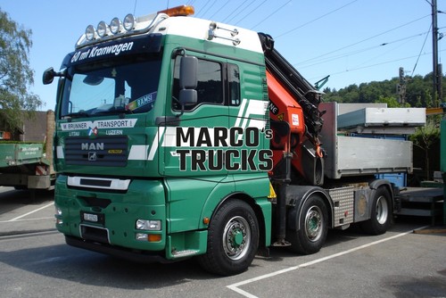 Truck photo man - man, tga