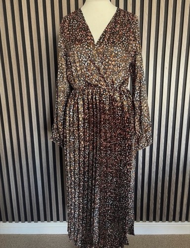 Bnwt size qed london - bnwt,