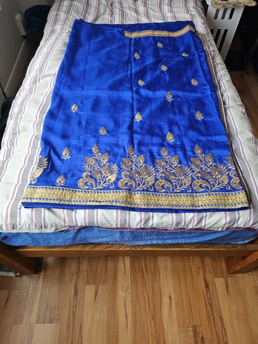 Dark blue sari with - dark,