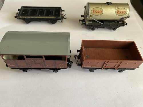 Hornby gauge assortment of - oo,