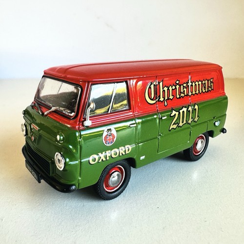 Oxford diecast scale - 1:43,