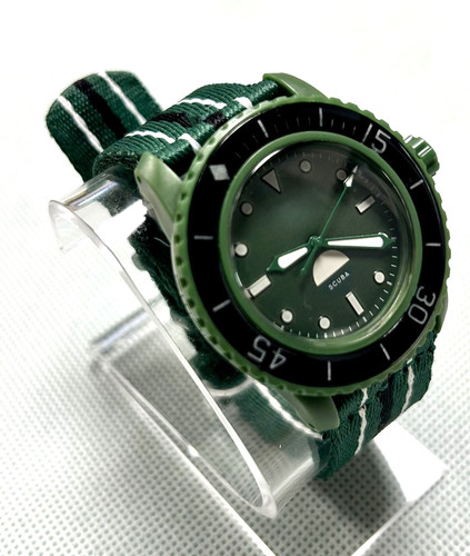 Fifty fathoms style scuba - fifty,