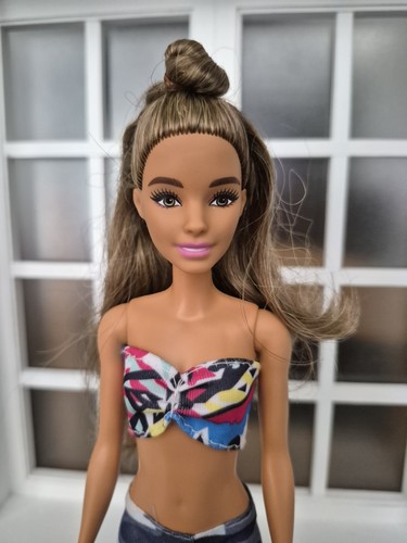 Barbie doll tall body - tall,