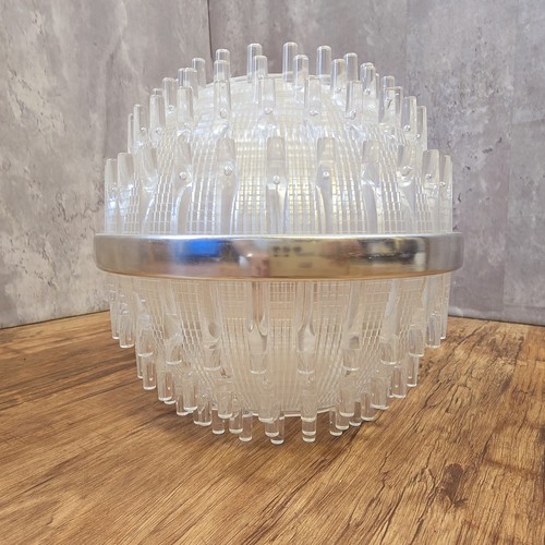 Retro space age sputnik style - retro,