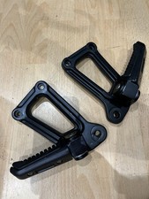 Ducati 750ss 900ss Passenger Foot pegs, Foot Rest, Exhaust Hangers.Pair In Black