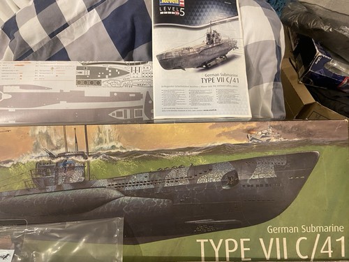 Revell german submarine - submarine, vii
