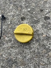 Vauxhall Corsa 1.2 2013 Oil Cap