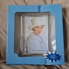 Curved Clear Frosted Glass Silver Edge Photo Frame Freestanding 4x6" Image NOS