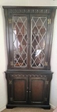 Vintage Old Charm Corner
