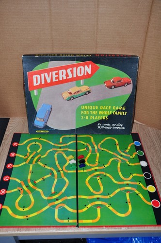 Vintage diversion board game - board,