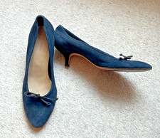 Hobbs Navy Suede kitten heels
