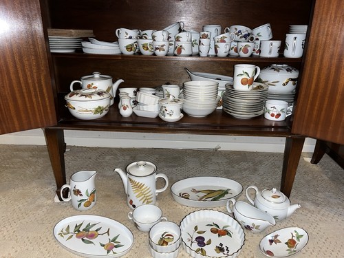 121 piece royal - , worcester