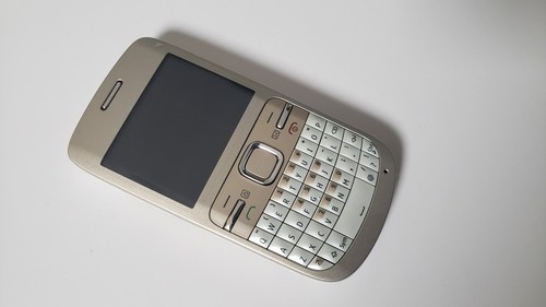 Nokia - ,