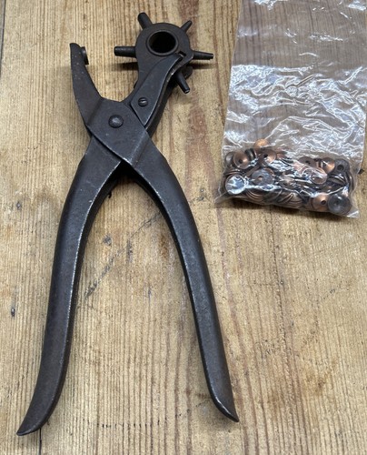 Vintage hole punch gust - vintage, gust-mas