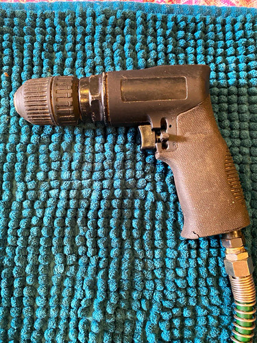 Pistol grip pneumatic air - pistol,