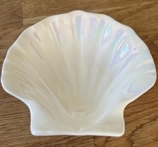 Wedgwood Nautilus Lustre White