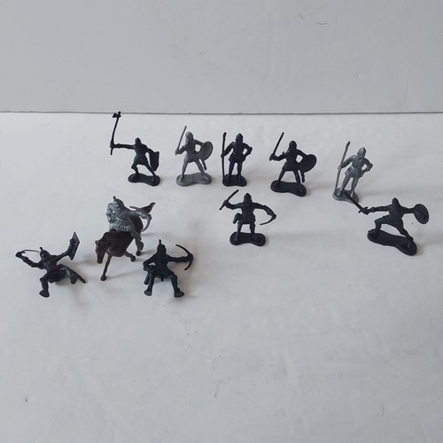Piece plastic medieval - 11-piece,