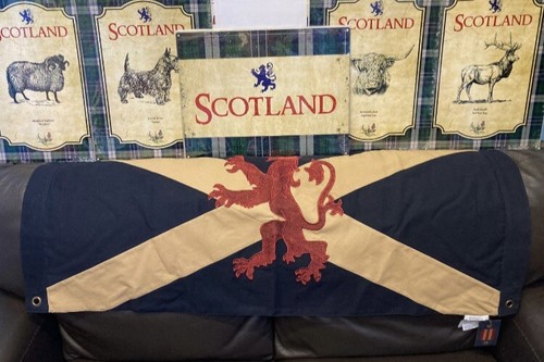Scottish tapestry lion - tapestry/,